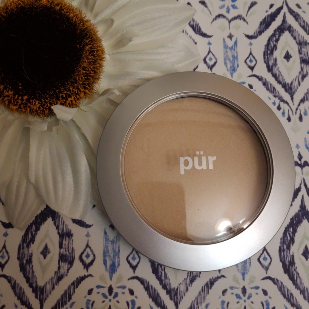 PUR ILLUMINATING POWDER